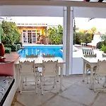 Alenos Boutique 2* Alaçatı