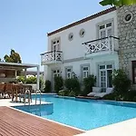 Alenos Boutique Hotel Alaçatı