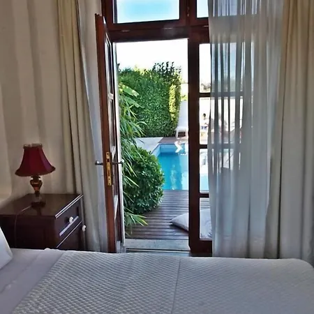 Alenos Boutique Hotel 2*