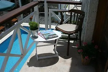 Alenos Boutique